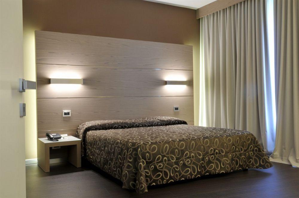 Hotel Federico II Ези Экстерьер фото